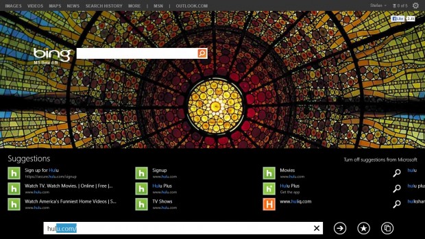 Der Internet Explorer 11 macht Vorschl&auml;ge beim Tippen.